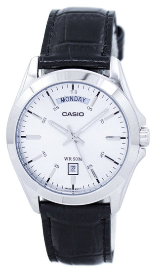 Front view of Casio Day Date MTP-1370L-7AVDF Mens Watch on white background