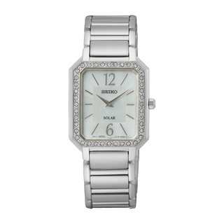 Front view of Seiko SUP465P1 Watch on white background